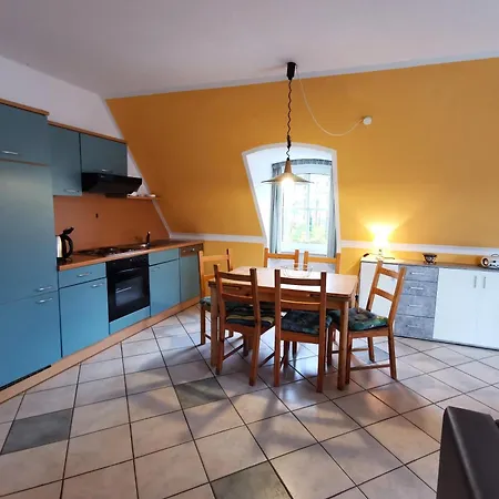 Bernsteinhaus - Perle 7 *